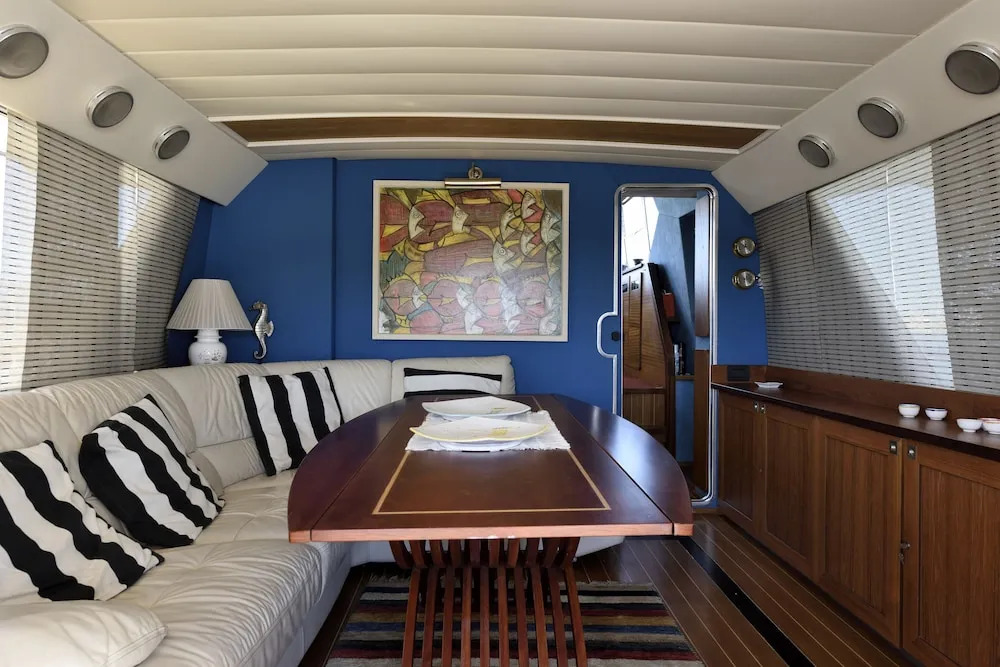 Blue III Yacht