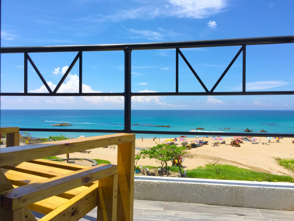 Minimi Inn-Sailrock Beach House