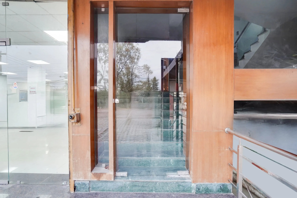 Super Townhouse Selaqui Chakrata Road Formerly Selaqui