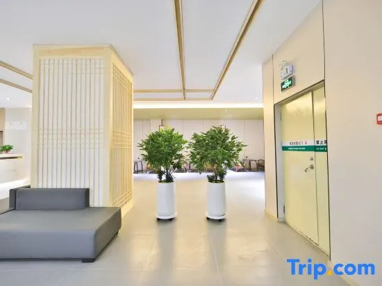 Qingfeng Hotel (Yanji Yanbian University West Market Branch)