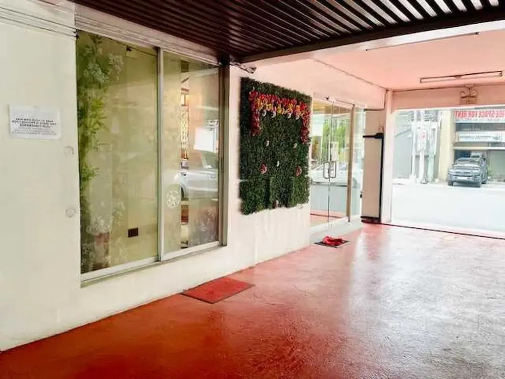 Cosmo Hotel