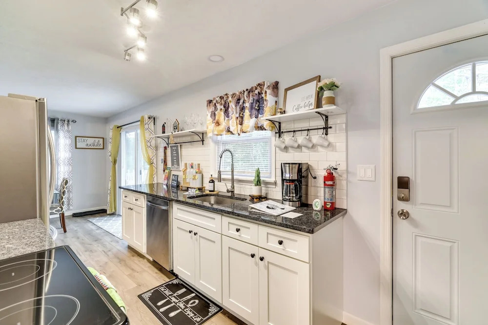 5 Mi to Tobyhanna State Park: Home w/ Game Room!