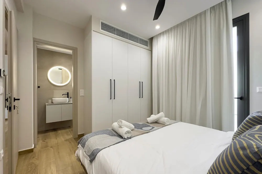 Riviera Escape Penthouse Suites