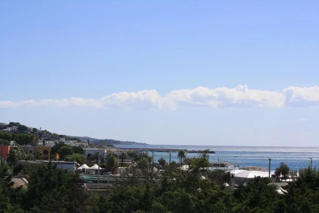 Morello Beach Hotel