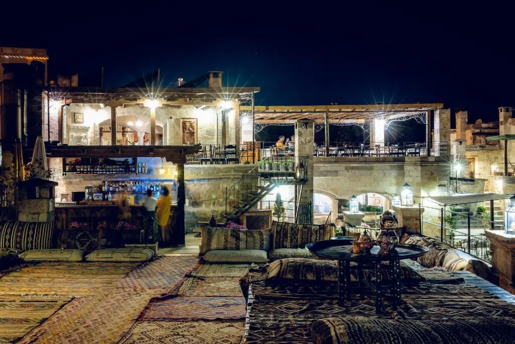 Sultan Cave Suites
