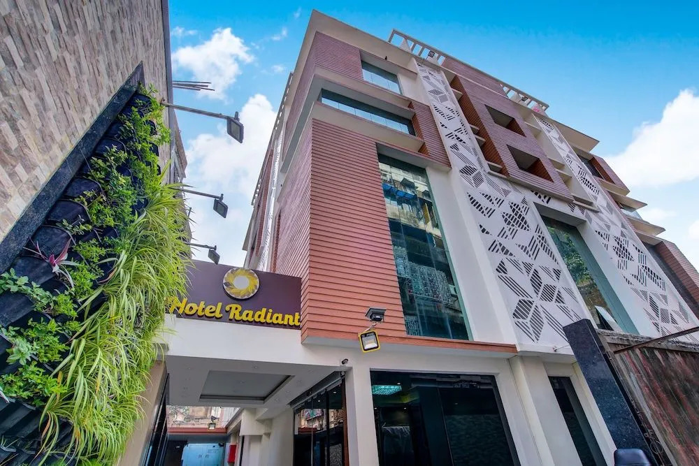 Capital O 16172 Hotel Radiant
