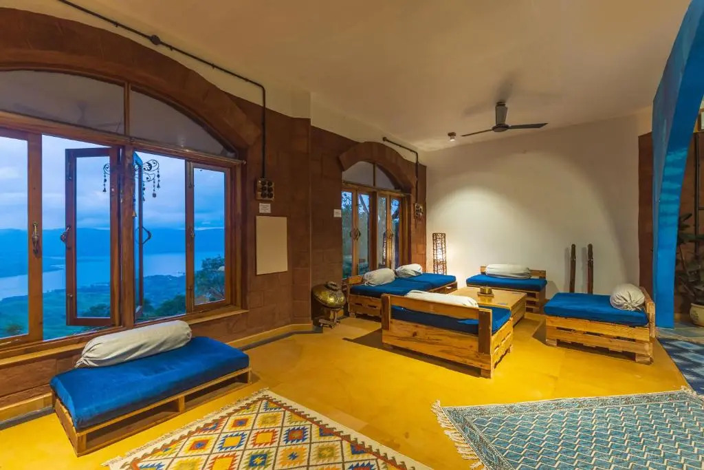 SaffronStays Avabodha, Panchgani - secluded villa perched on a hilltop with river views