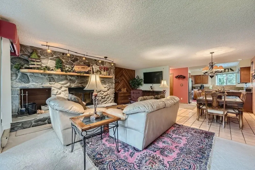 122 Cinnamon Ridge 2 Bedroom Condo by RedAwning