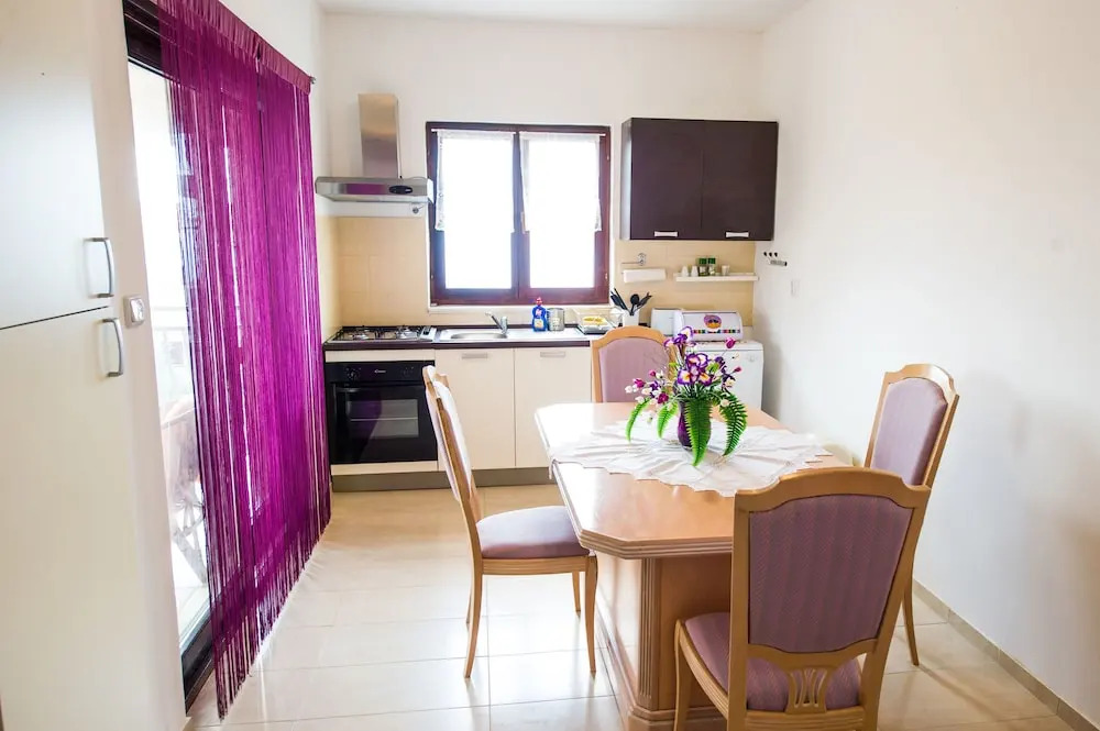 Apartments Villa Flora