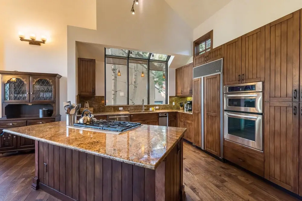 Crystal Chalet