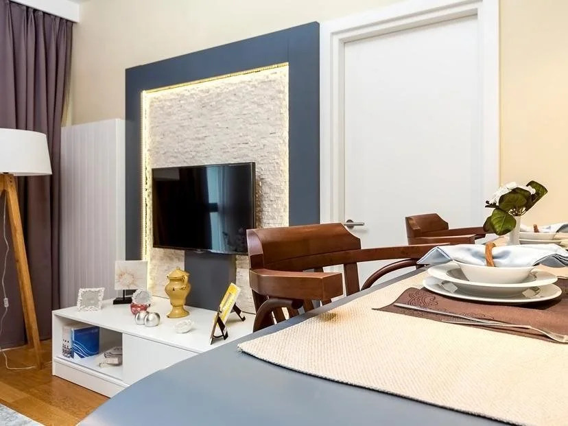 Mera Suites Airport