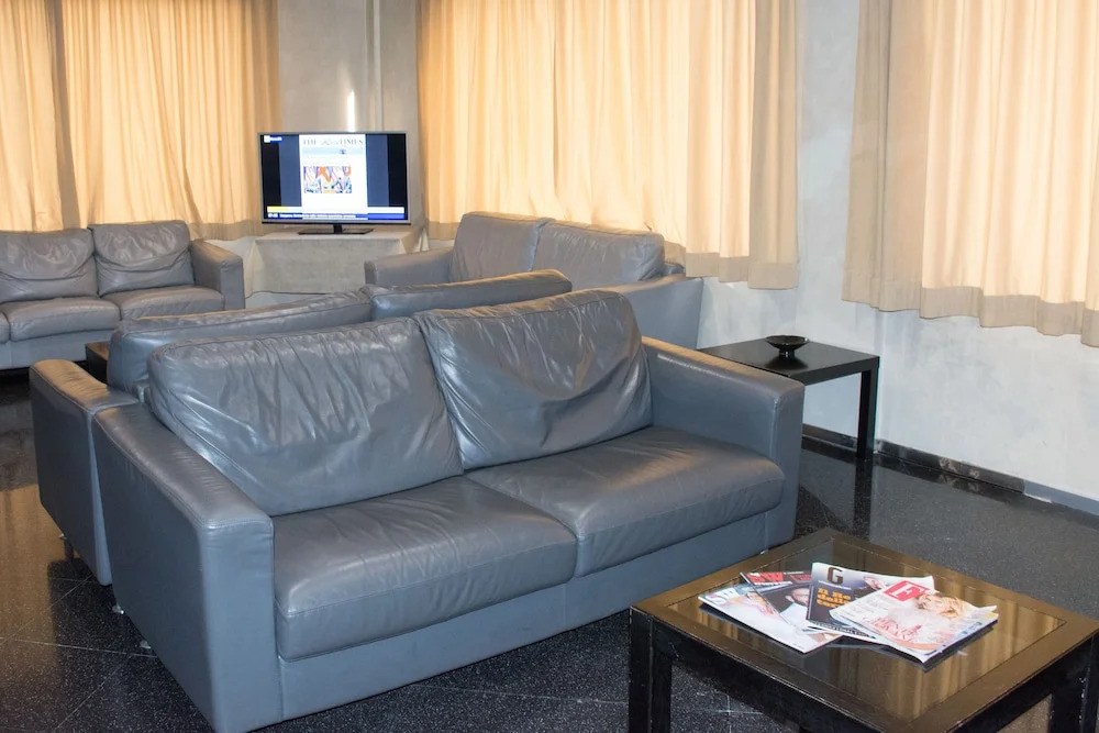 Hotel 7 Mari