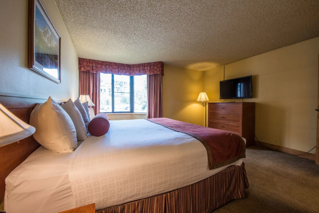 The Grand Lodge, A Vail Resorts Property