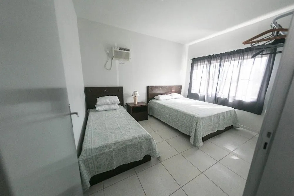 Casa 1 - Casa com piscina 10 pessoas