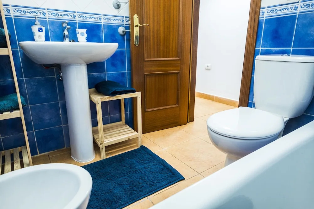 Italian Style 2 Bedrooms Apartment