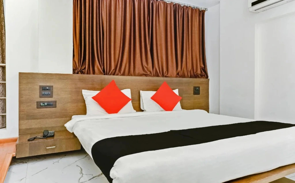 Hotel House Khas By OYO Rooms