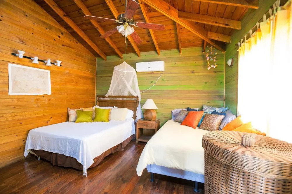 Mango House
