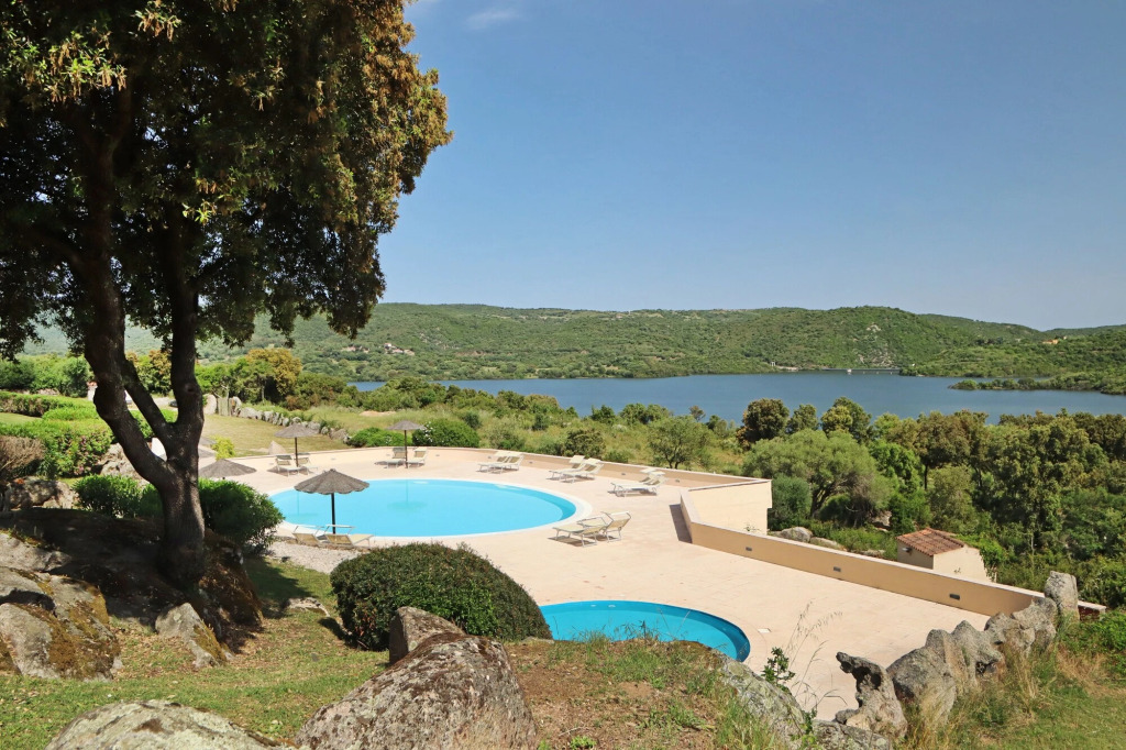 Hotel Valkarana Country Relais