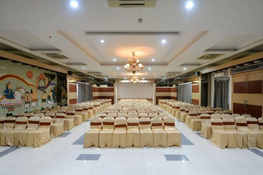 OYO Premium LB Nagar