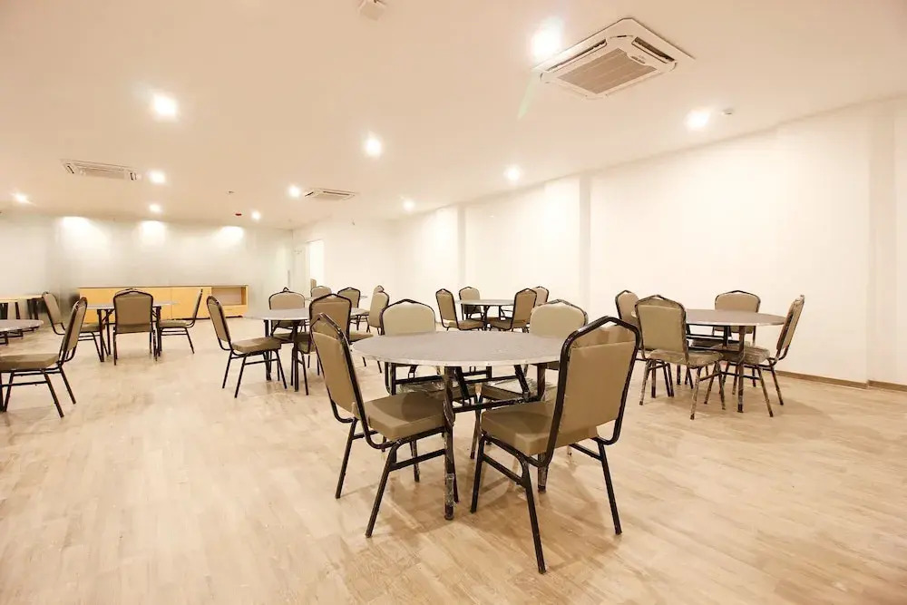 Super Townhouse Rajdhani Residency