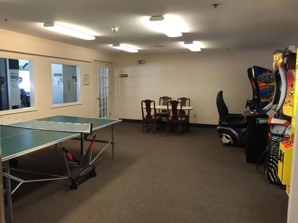 White Mountain Hotel and Resort
