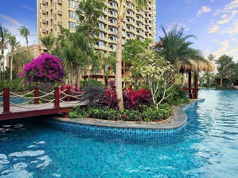 Paxton Vacances Resort & Suites Sanya