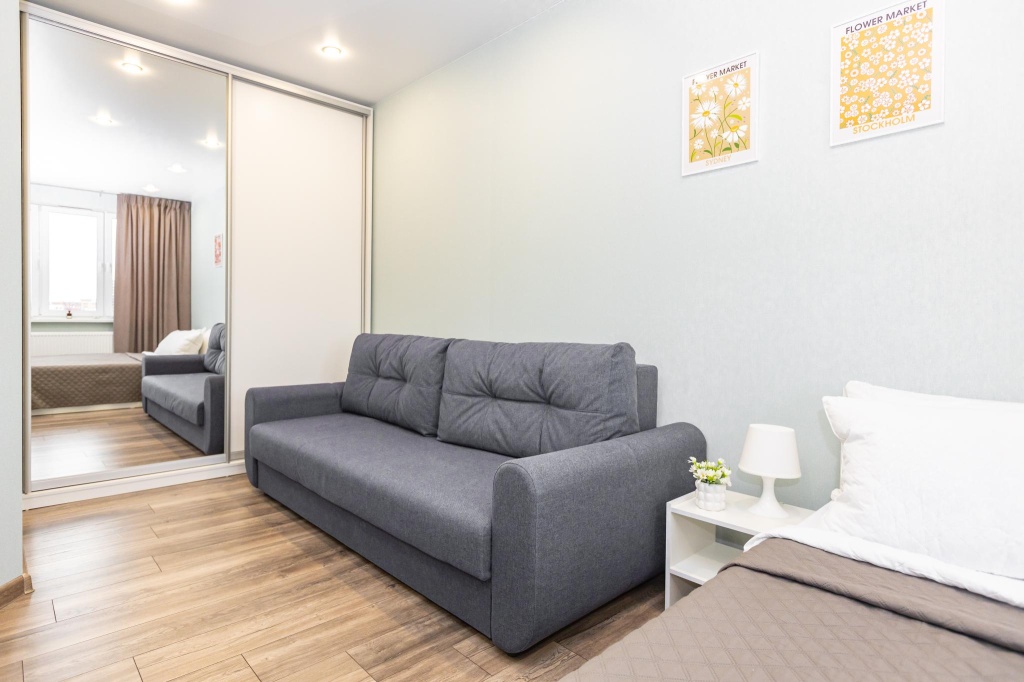 Квартира на улице Четаева 43а / Apartments on 43A Chetaeva Street