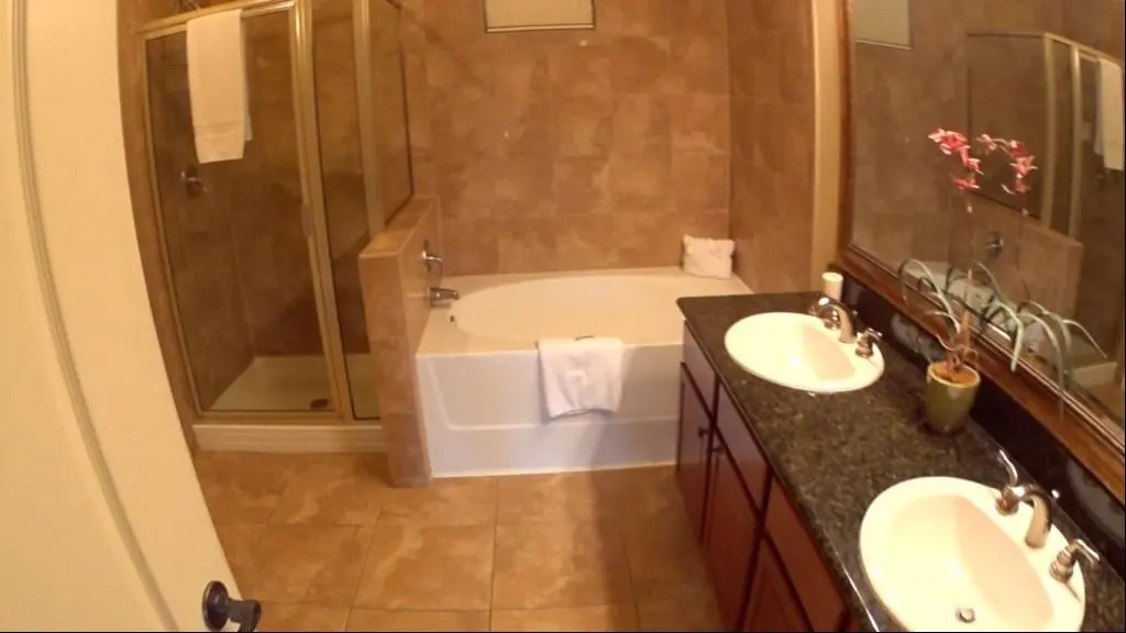 914 Charo Pkwy  111 3 Bedrooms, 3 Bathrooms