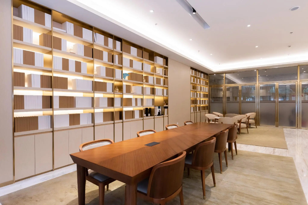 JI Hotel Shanghai Jiangning Road Subway Station