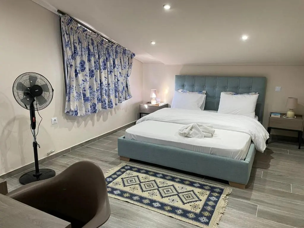 Aretoysa Center Luxury Suites 2