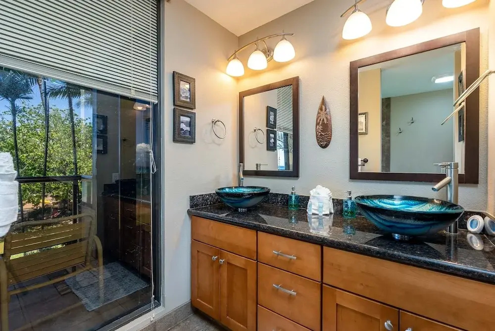 Sands Of Kahana 315 2bd/2ba Oceanfront 2 Bedroom Condo by RedAwning