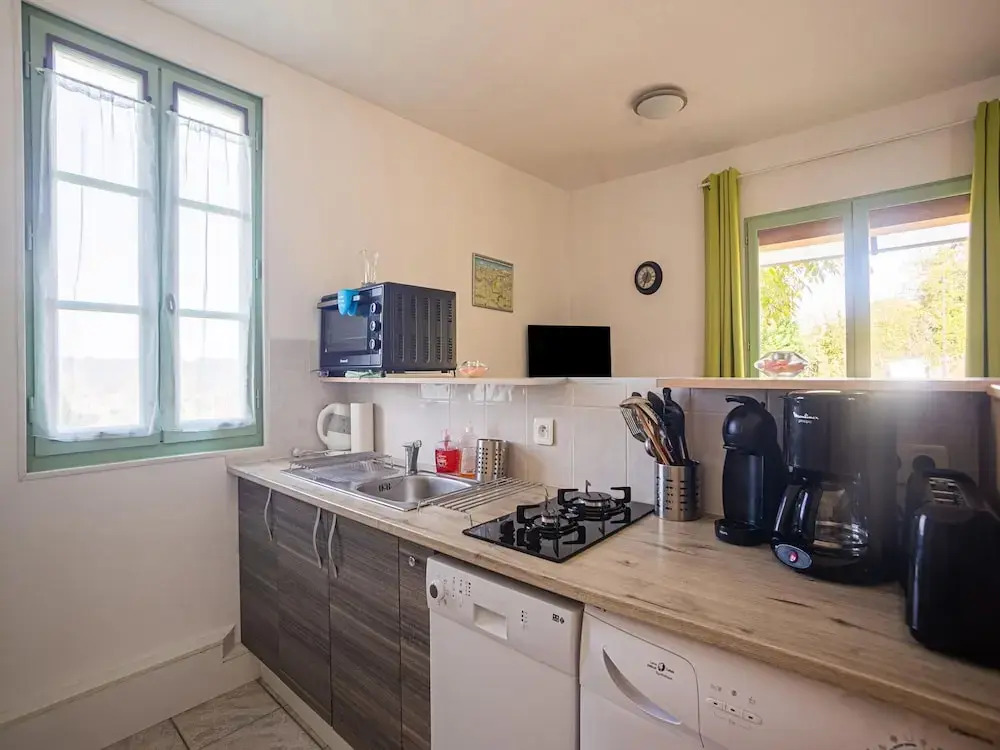 Tasteful Holiday Home in Marnac with Garden