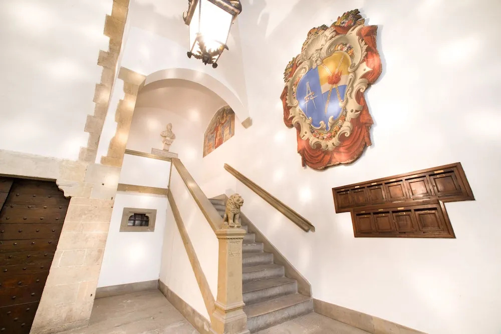 Palazzo Salviati by Varental