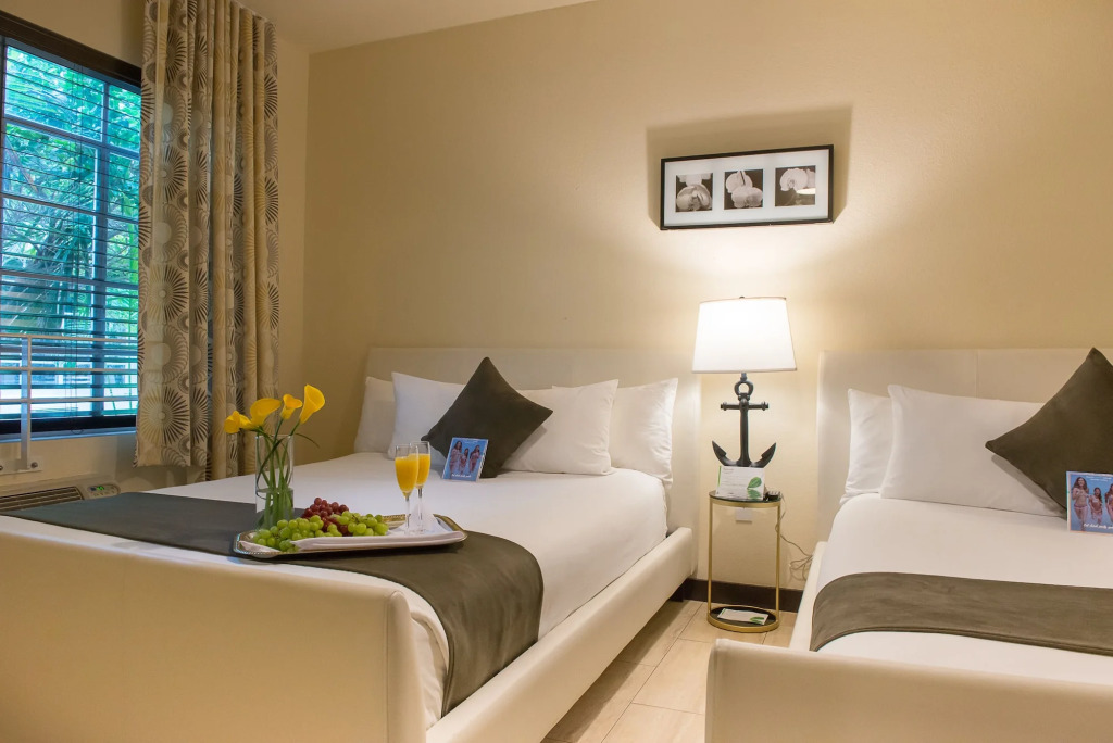 Tradewinds Apartment Hotel Miami Beach