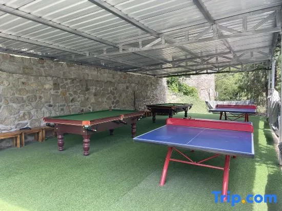 Xianweng Holiday Hotel