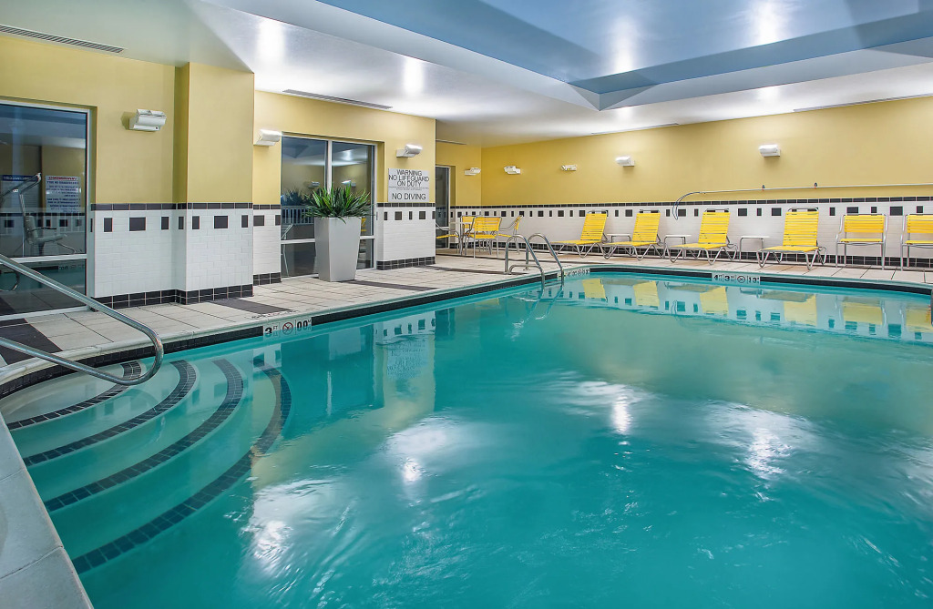 Fairfield Inn & Suites by Marriott Louisville East