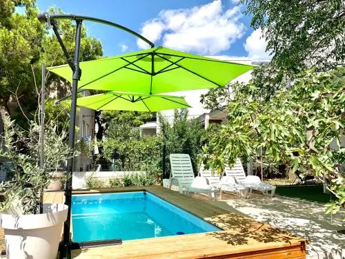 Summer Apartment 2