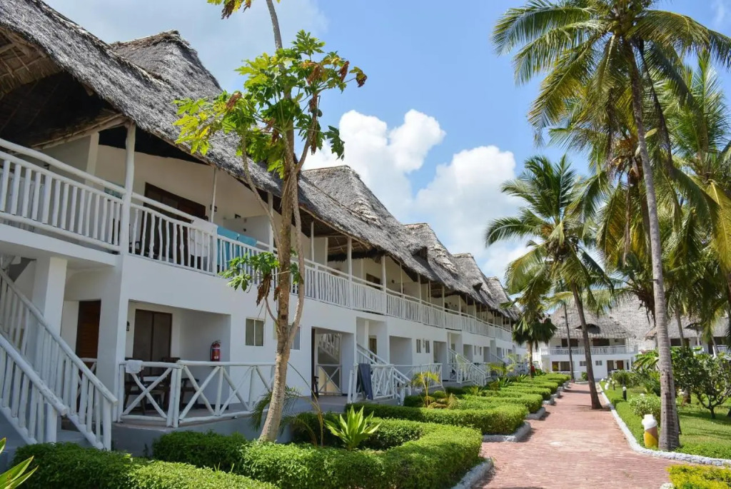 Paradise Beach Resort