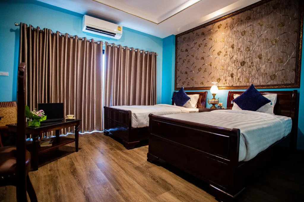 Chunlee Grand Korat