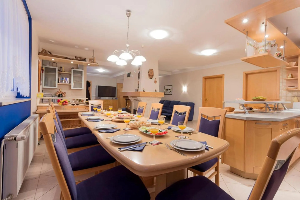 Apartments and Rooms kod Eli