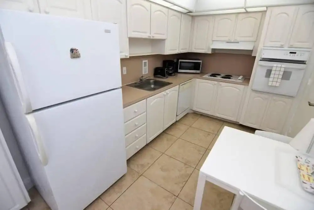 Spectacular 1 Bed 1 Bath @ Tides
