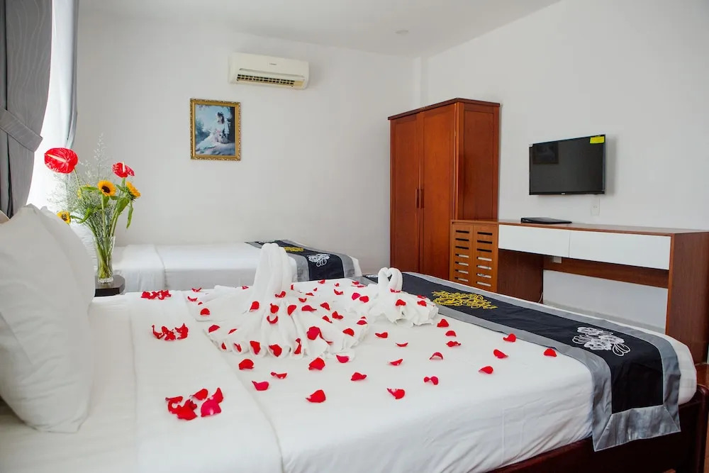 Lucky Hotel