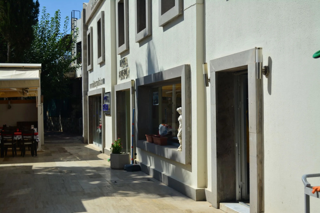 Blue Bay Beach Otel