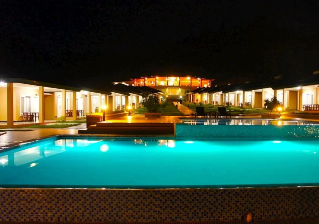Sylvia Hotel & Resort Komodo