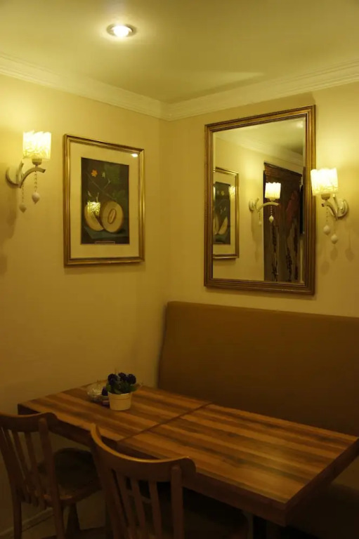 Bufes Hotel
