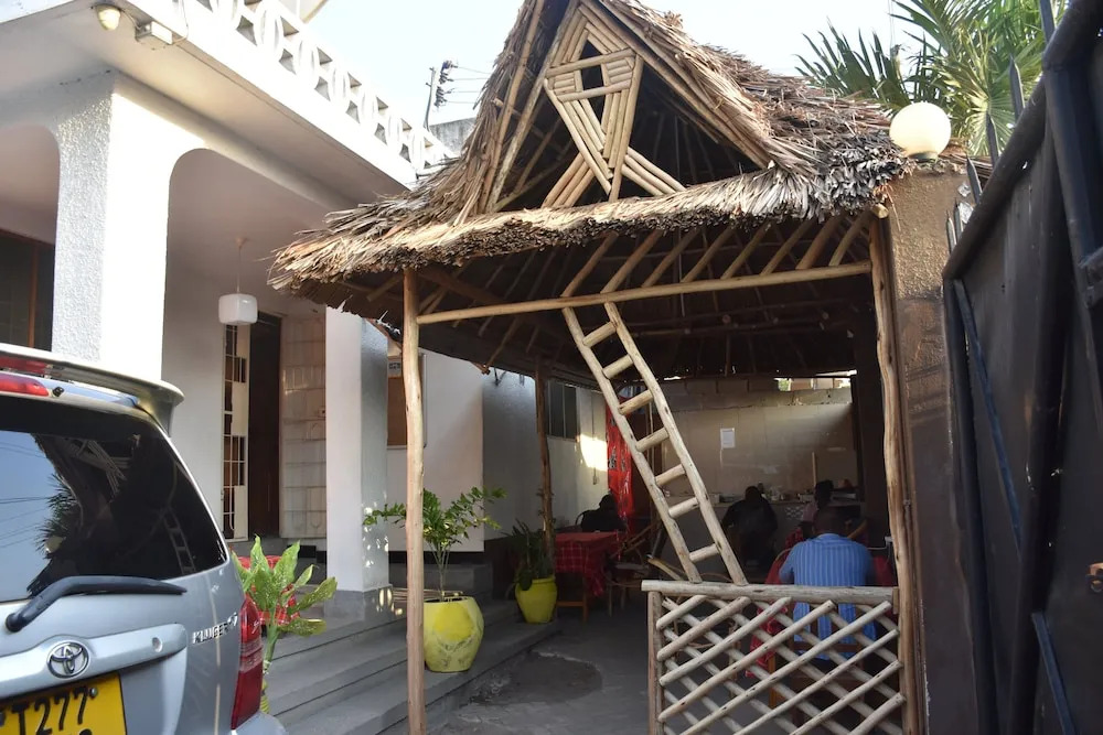 Kituri Royal Annex