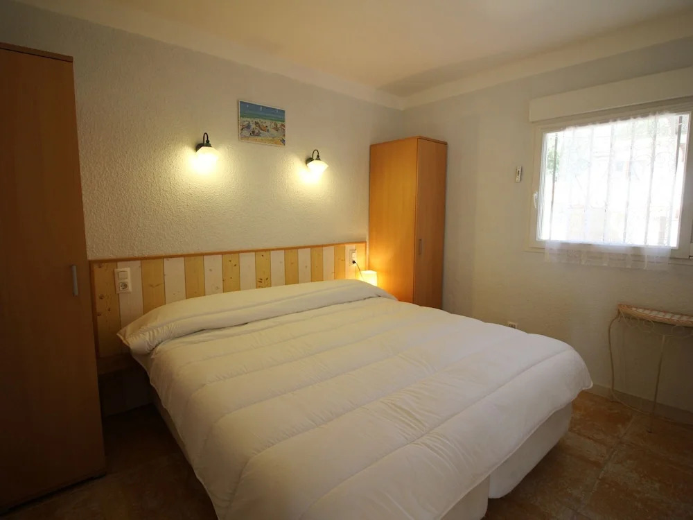 Comfortable Property in Empuriabrava With Garden, Barbecue and Three Bedrooms