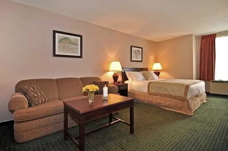 Best Western Plus Manoir Adelaide