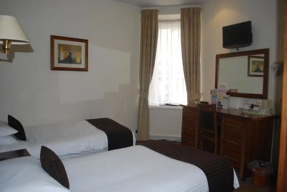 The New County Hotel