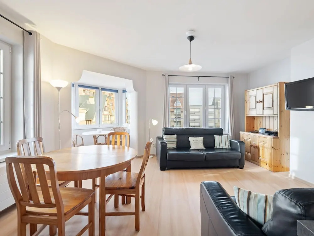 Modern Apartment in Westende/Middelkerke with Beach Nearby